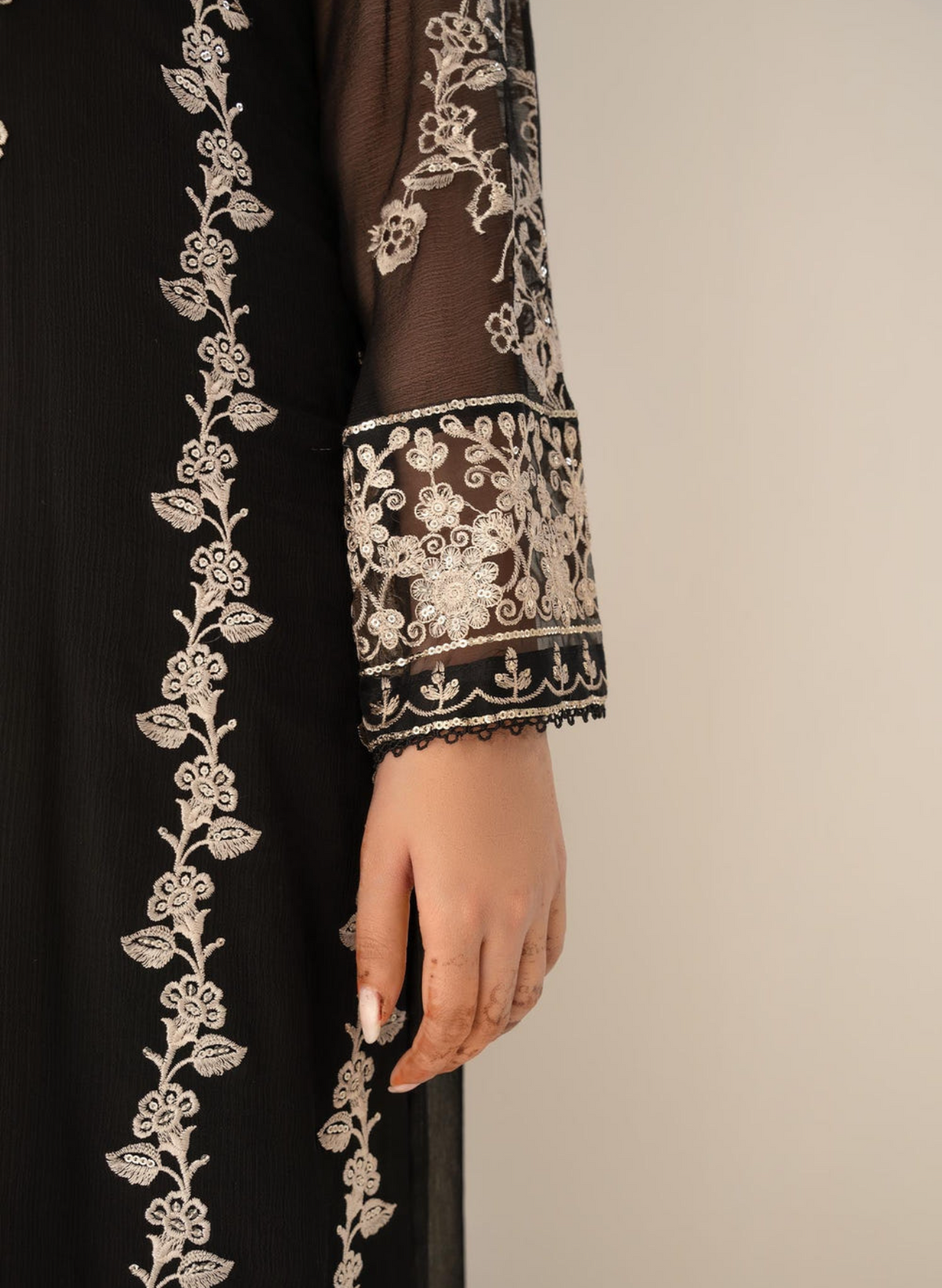 Black Luxury Embroidered Chiffon 3-Piece Suit