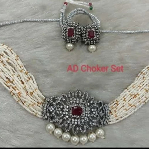 Choker Set with Pearl Detailing