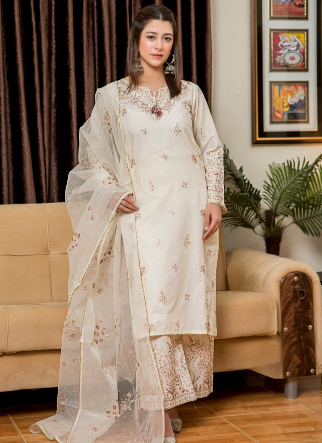 Ivory Embroidered Lawn 3-Piece Suit