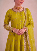 💚 Mehendi Green Embellished Silk Pishwas 4-Piece Set
