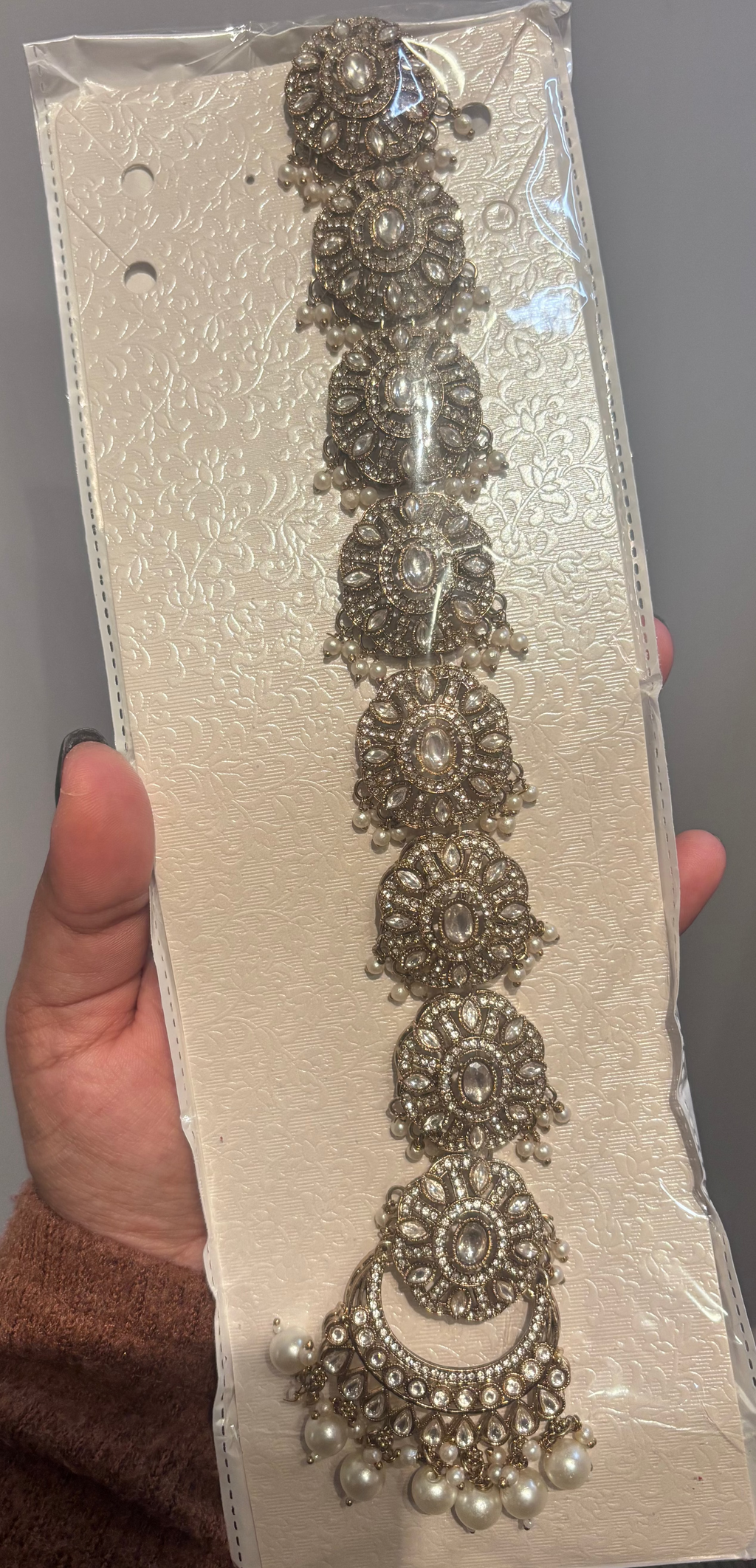 White Gold Kundan & Pearl Choti (Braid Accessory)