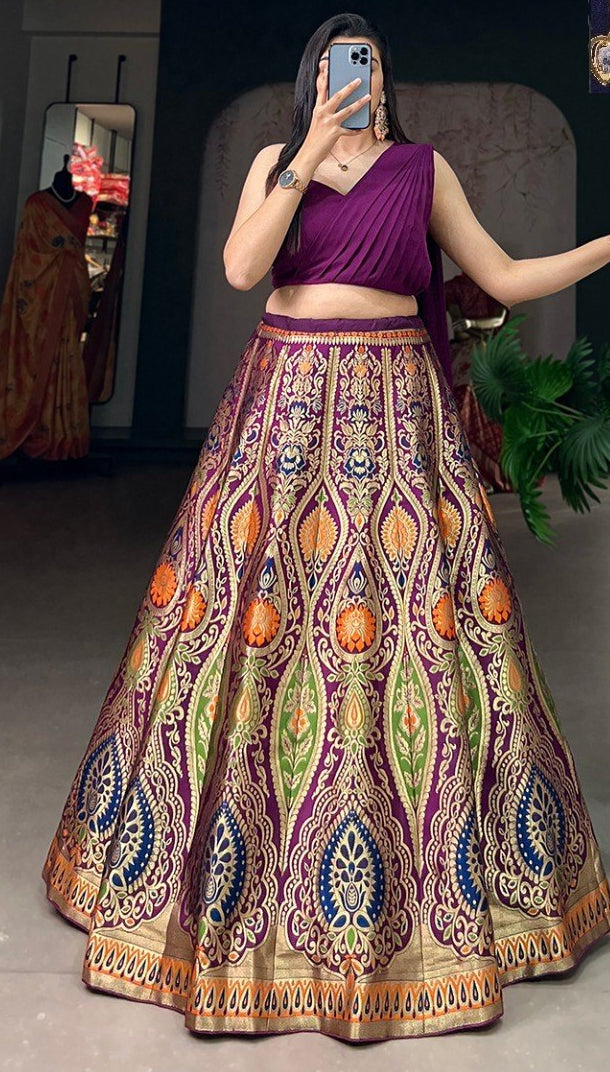 Elegant Banarasi Silk Lehenga Set ✨