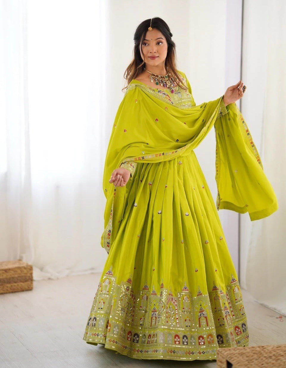 Chinon Lehenga Set