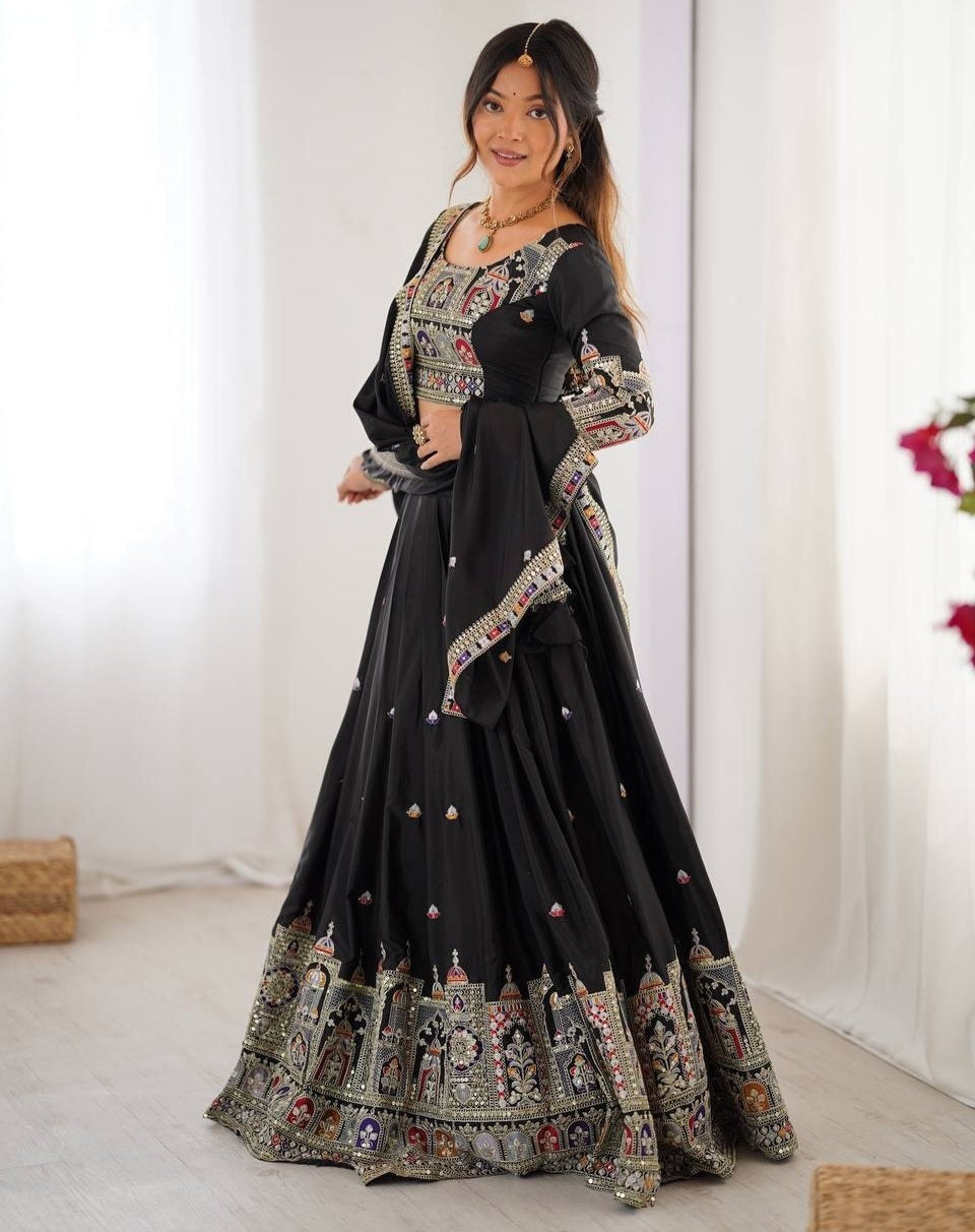 Chinon Lehenga Set