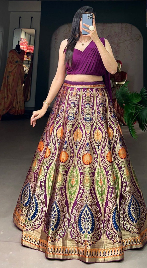 Elegant Banarasi Silk Lehenga Set ✨